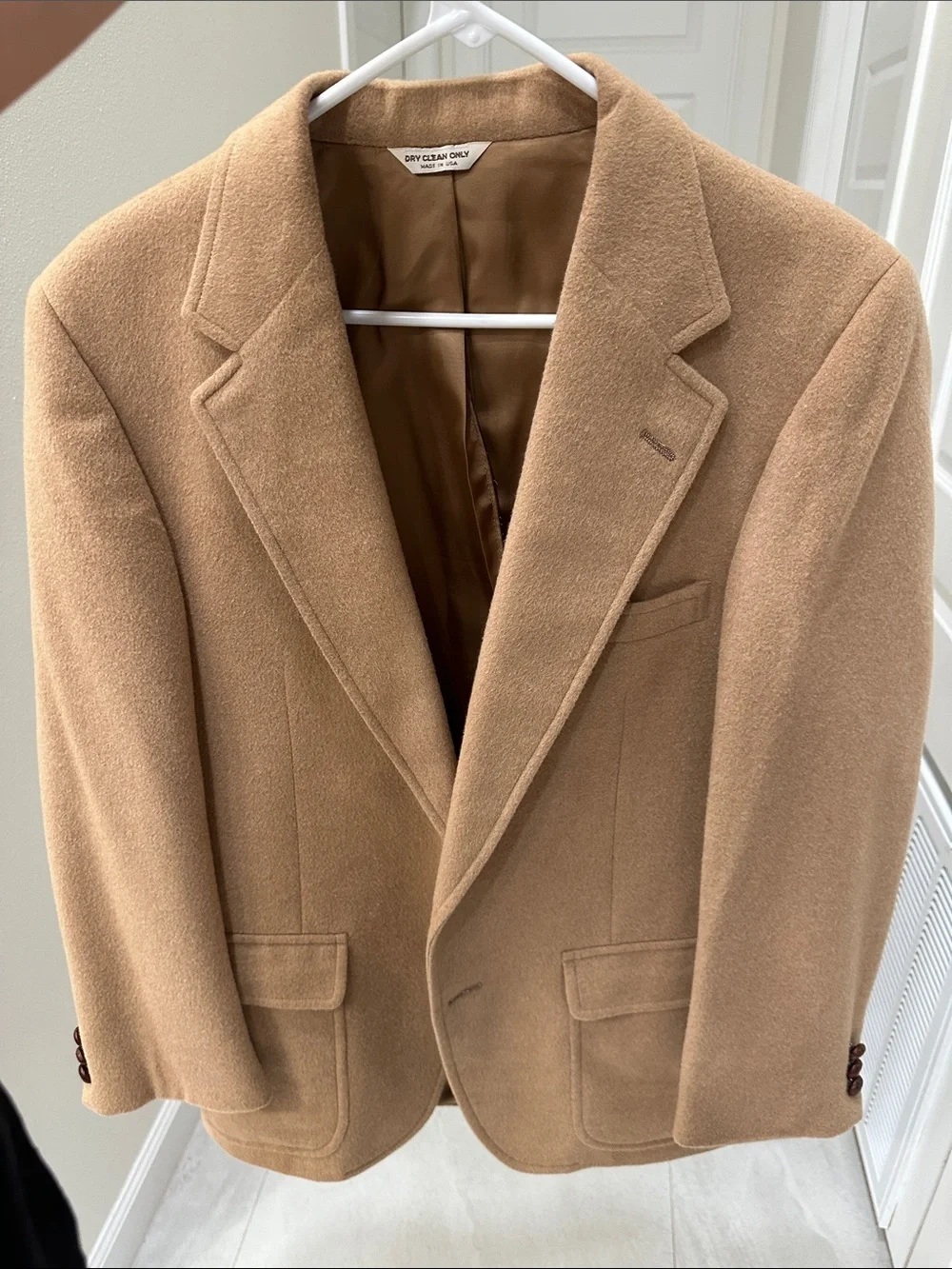 Men's Camel Wool-Blend Blazer - Classic Single-Breasted Jacket